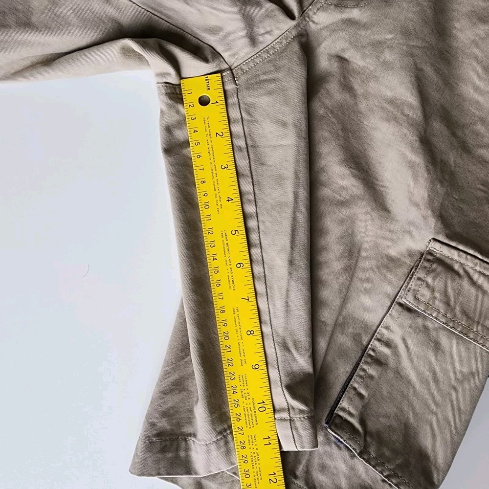 Men's Cargo Shorts in Khaki - Picture 8 of 12
